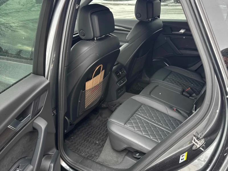 Audi SQ5 * Progressiv * CARFAX * БЕЗ ПЪРВОНАЧАЛНА ВНОСКА, снимка 10 - Автомобили и джипове - 53247536