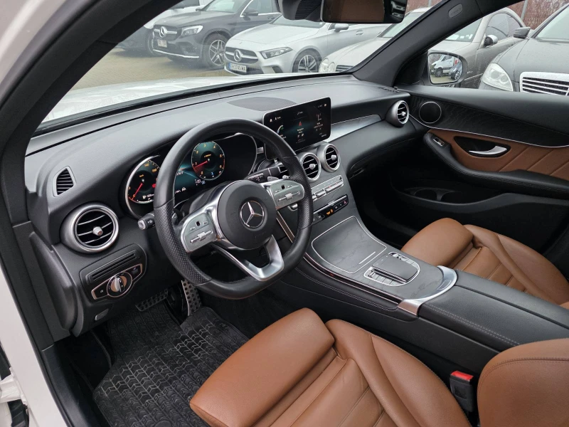 Mercedes-Benz GLC 220 d 4MATIC AMG, снимка 10 - Автомобили и джипове - 53294874