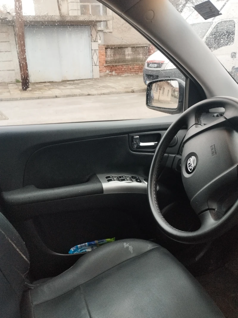 Kia Sportage, снимка 6 - Автомобили и джипове - 53356526