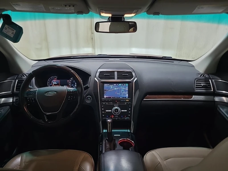 Ford Explorer * PLATINUM * ПОДГРЕВ * ОБДУХВАНЕ * 360 * ШИБИДАХ, снимка 10 - Автомобили и джипове - 53372718