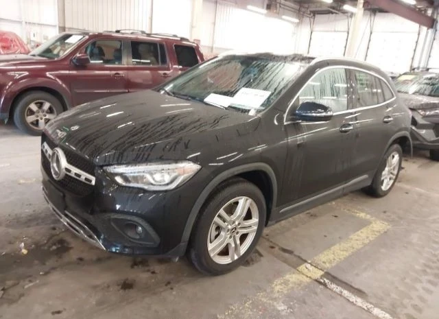 Mercedes-Benz GLA 250  - изображение 2