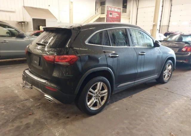 Mercedes-Benz GLA 250  - изображение 3