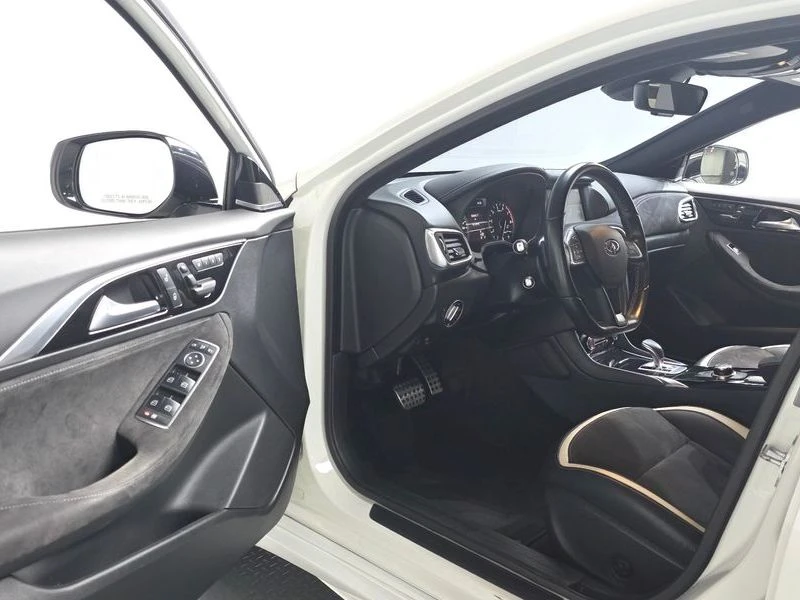 Infiniti Q30 2.0 Automatic ПАНОРАМА* ПОДГРЕВ* КАМЕРИ, снимка 10 - Автомобили и джипове - 55980871