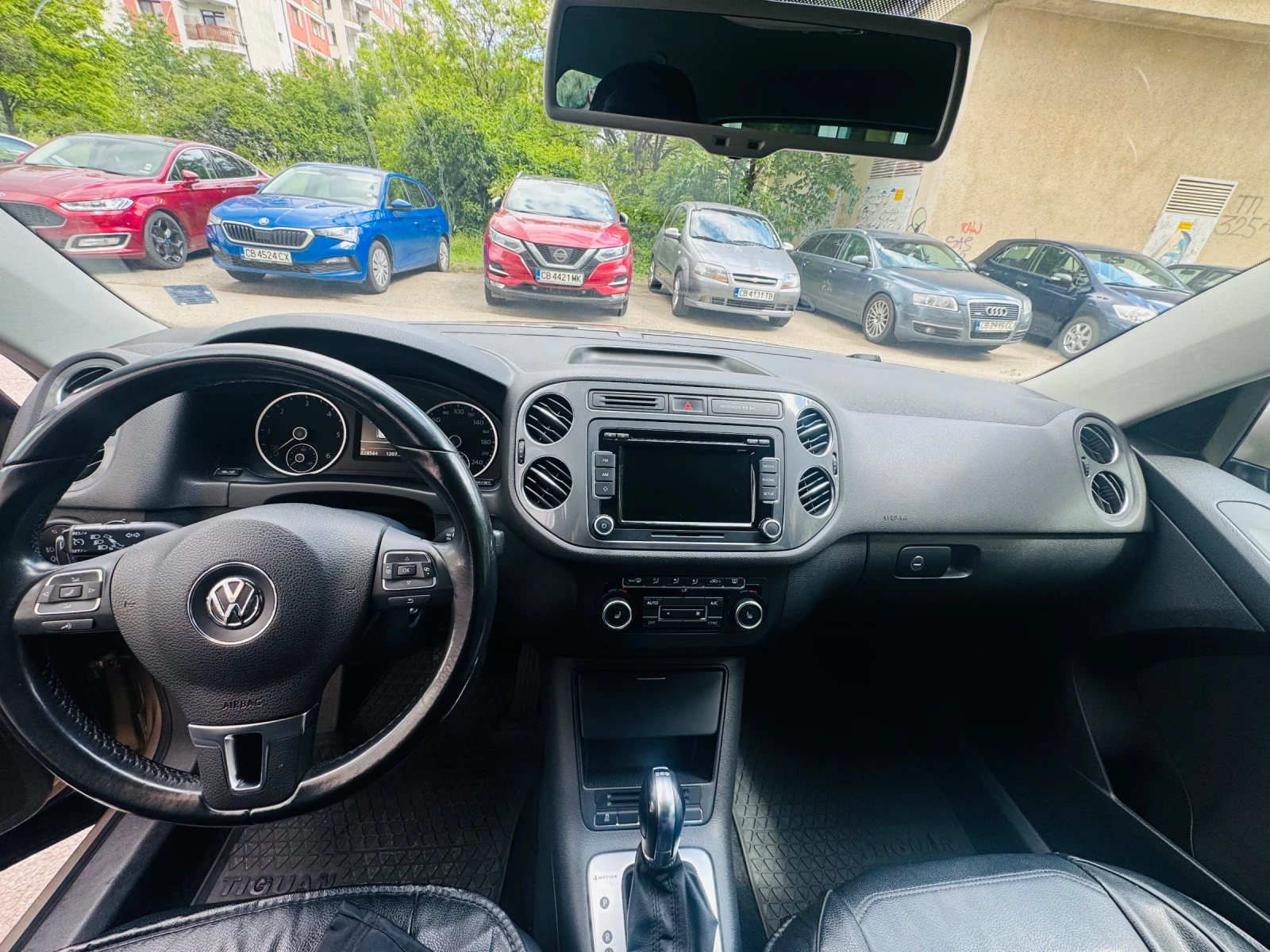 VW Tiguan  - изображение 10