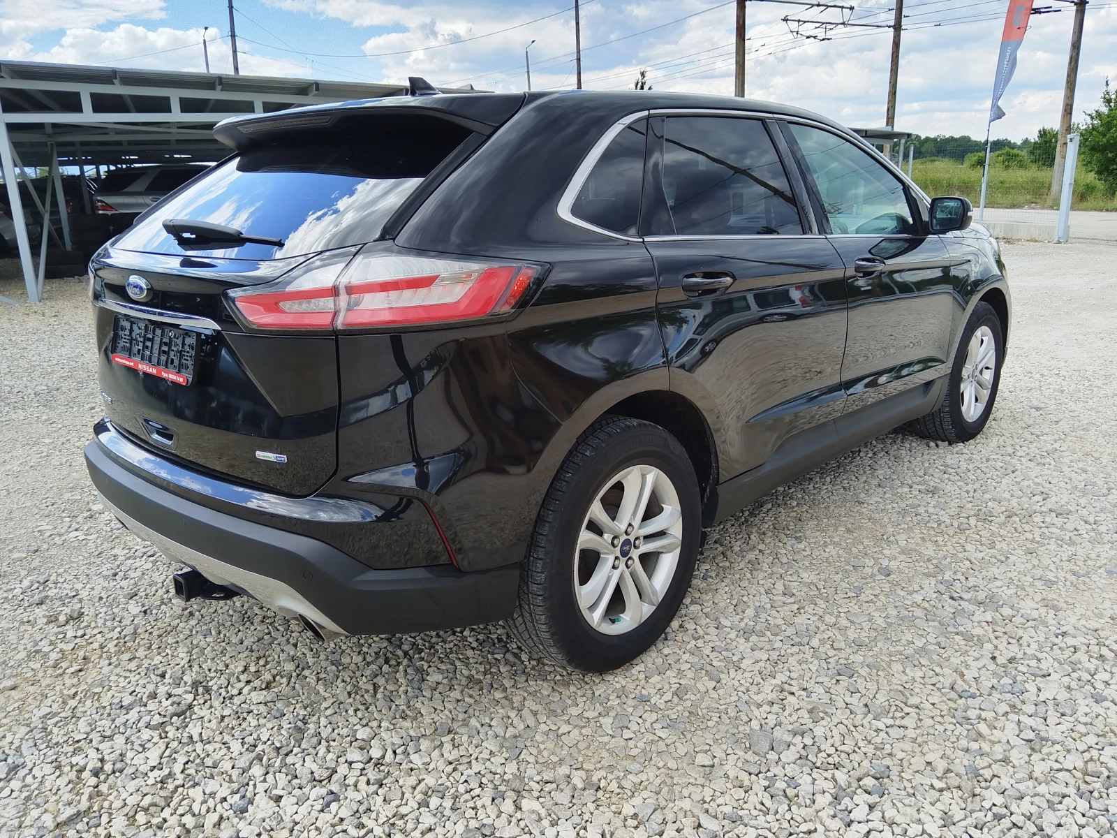 Ford Edge 2.0-FULL-AWD-EURO6 - изображение 6