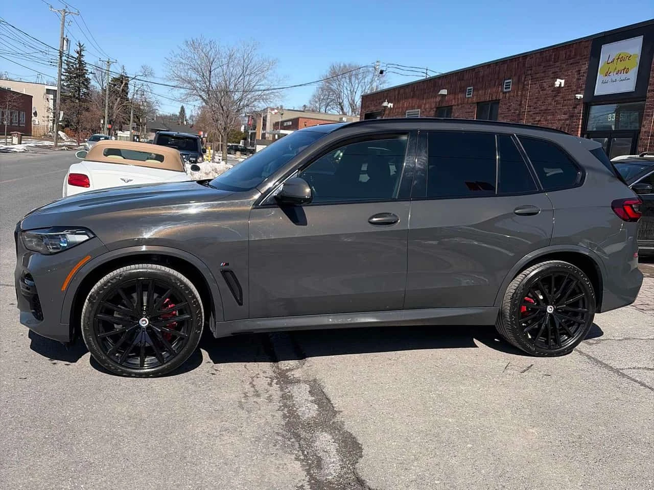 BMW X5 * xDrive40i * ЛАЗЕР * М ПАКЕТ * 360 * H/K , снимка 2 - Автомобили и джипове - 54000363