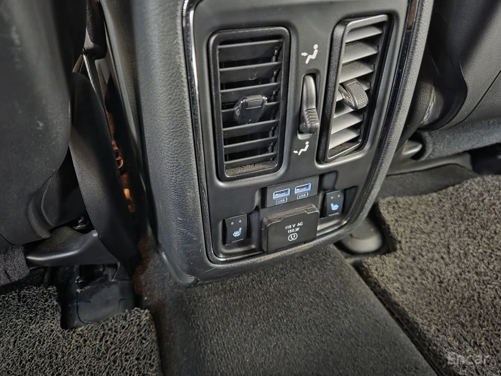 Jeep Grand cherokee LIMITED* 3.6* V6* 8ZF* ПОДГРЕВ* КАМЕРА* КЕЙЛЕС, снимка 15 - Автомобили и джипове - 54484343