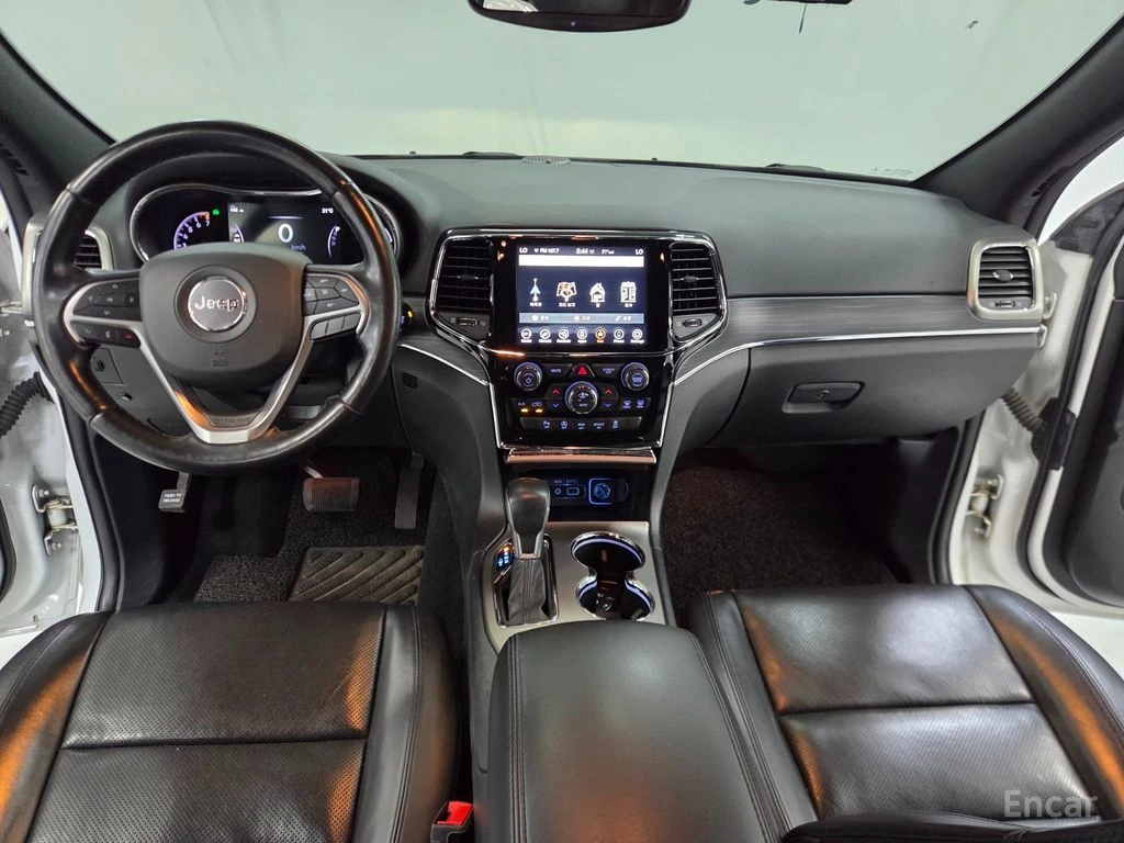 Jeep Grand cherokee LIMITED* 3.6* V6* 8ZF* ПОДГРЕВ* КАМЕРА* КЕЙЛЕС, снимка 5 - Автомобили и джипове - 54484343