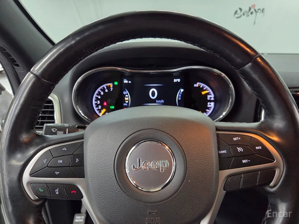 Jeep Grand cherokee LIMITED* 3.6* V6* 8ZF* ПОДГРЕВ* КАМЕРА* КЕЙЛЕС, снимка 6 - Автомобили и джипове - 54484343