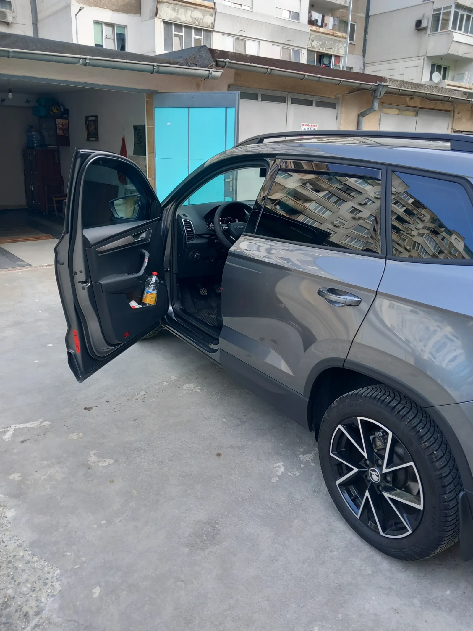 Skoda Karoq, снимка 6 - Автомобили и джипове - 54537784