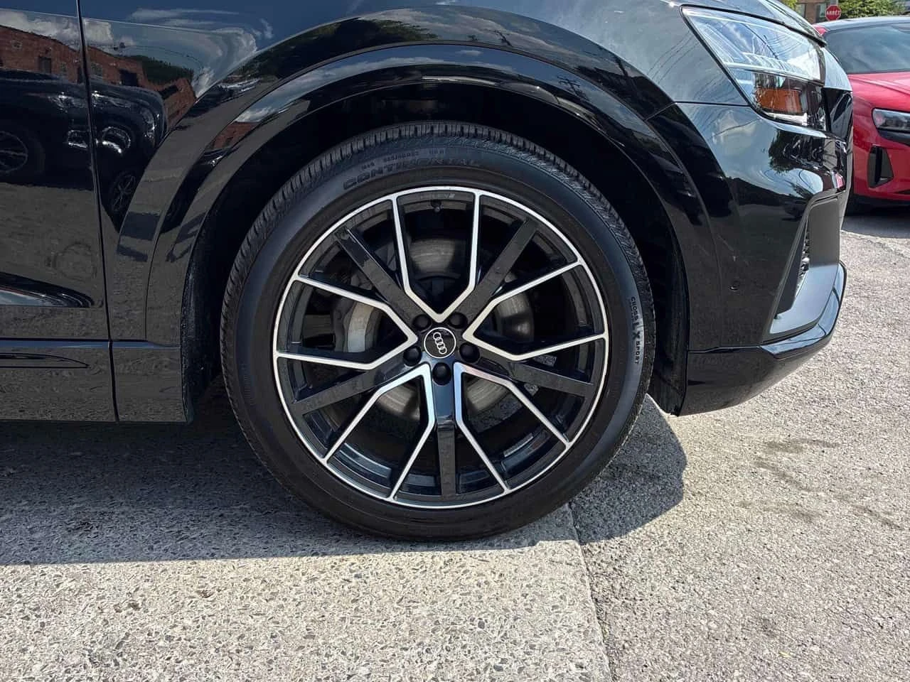 Audi Q8 * Technik * ДИСТРОНИК * 360 * CARFAX, снимка 7 - Автомобили и джипове - 55190723