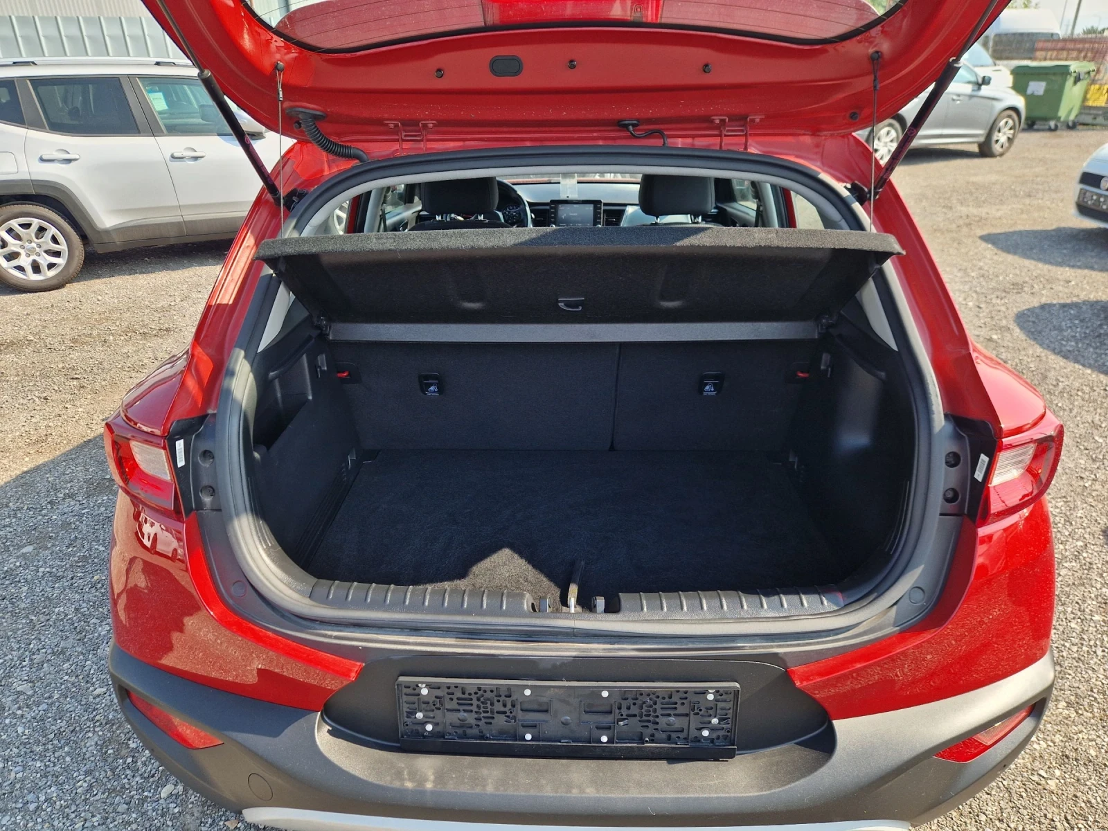 Kia Stonic 1.6CRDI 115HP.EVRO 6B ITALIA, снимка 8 - Автомобили и джипове - 55387323