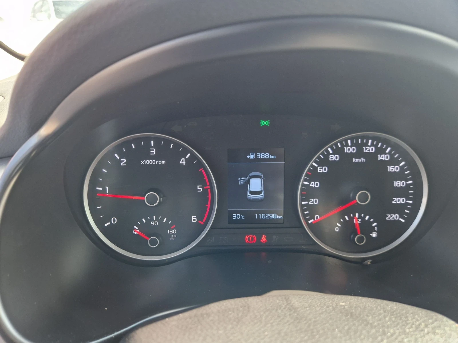 Kia Stonic 1.6CRDI 115HP.EVRO 6B ITALIA, снимка 15 - Автомобили и джипове - 55387323