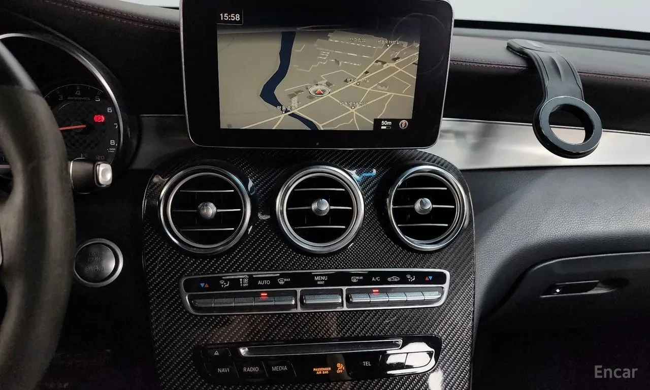 Mercedes-Benz GLC 43 AMG Coupe / 360 / Dis / Burmester / HUD , снимка 14 - Автомобили и джипове - 55982974
