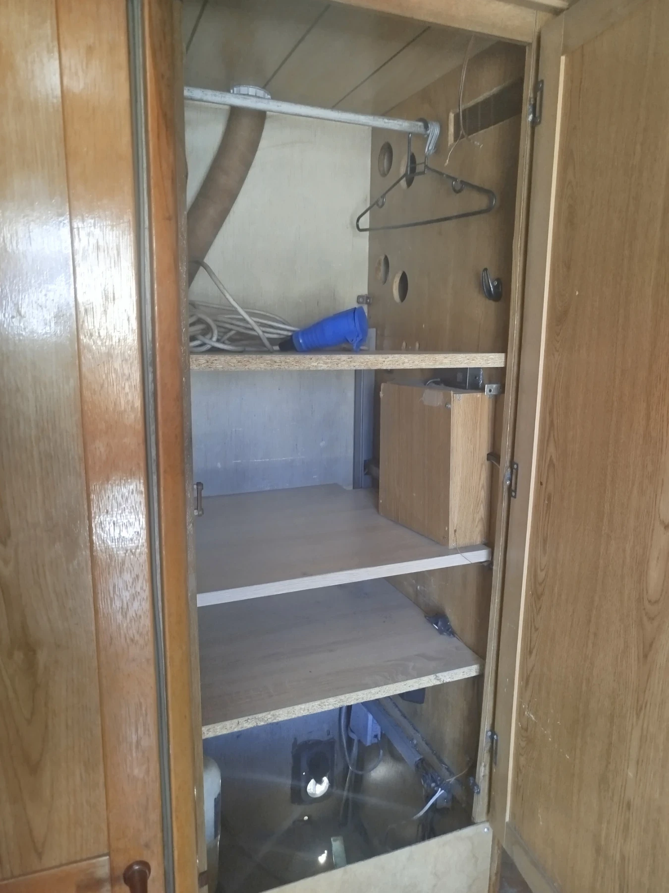 Кемпер Fiat Дукато 2.5 чист дизел, снимка 12 - Каравани и кемпери - 54320287