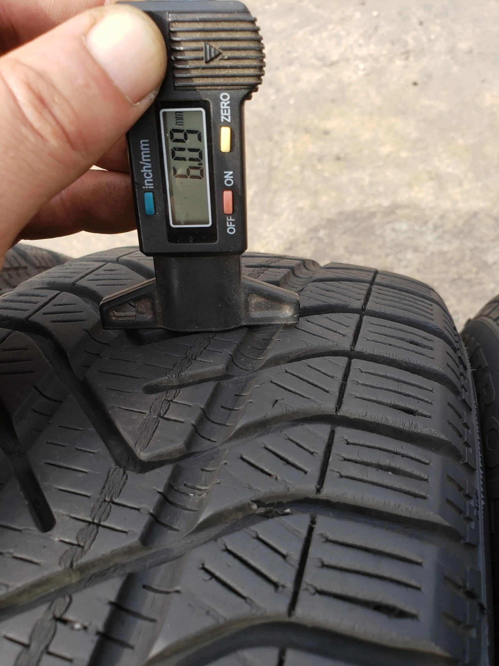 Гуми Зимни 185/55R15, снимка 5 - Гуми и джанти - 56056348