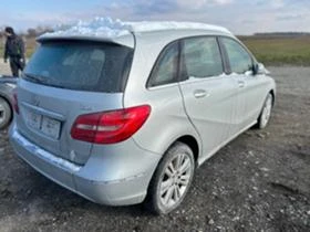 Mercedes-Benz B 250 651 мотор на части, снимка 2