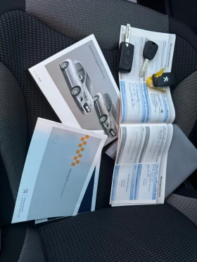 Peugeot 308 1.6HDI 7MESTEN NAVI PANORAMA KLIMATR 166000km, снимка 13