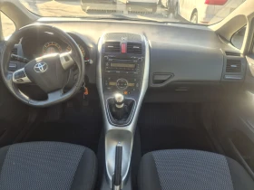 Toyota Auris 99000 KM. НОВ ВНОС , снимка 10