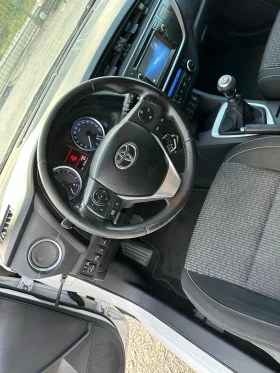 Toyota Auris 2.0 Д4Д камера/навигация - 12200 лв. - 96890409 8