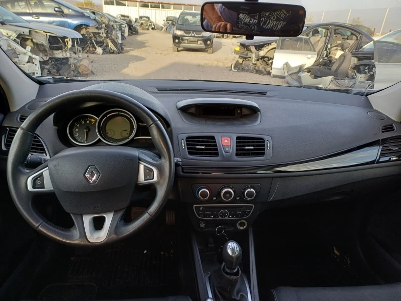 Renault Megane 1.4i-turbo-на части, снимка 6 - Автомобили и джипове - 46763235