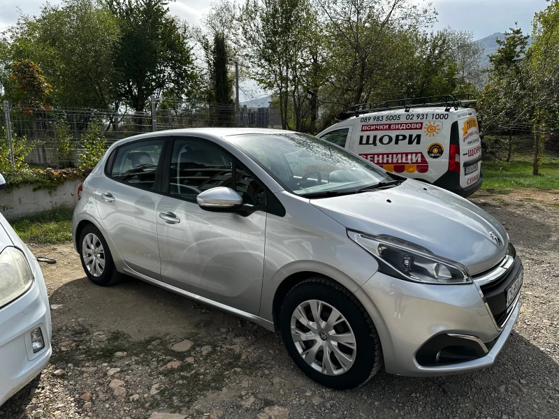 Peugeot 208, снимка 2 - Автомобили и джипове - 47562061