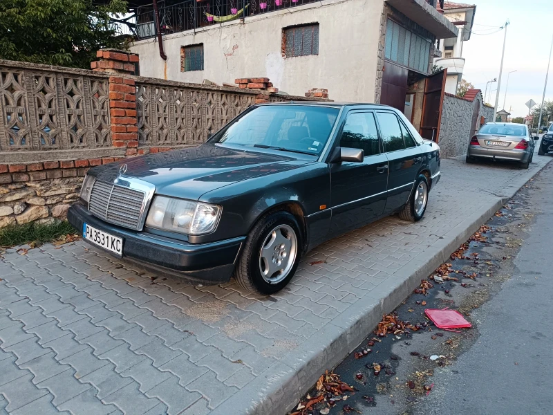 Mercedes-Benz 124 2.3i, снимка 1 - Автомобили и джипове - 47626958