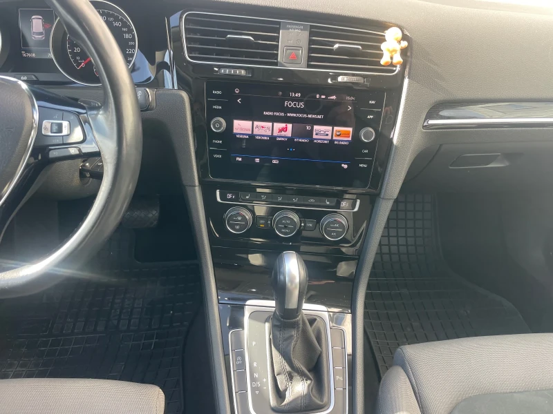 VW Golf 2.0TDI+ 150kc+ 7DSG+ Full Led+ Car Play+ Подгрев, снимка 12 - Автомобили и джипове - 48140234