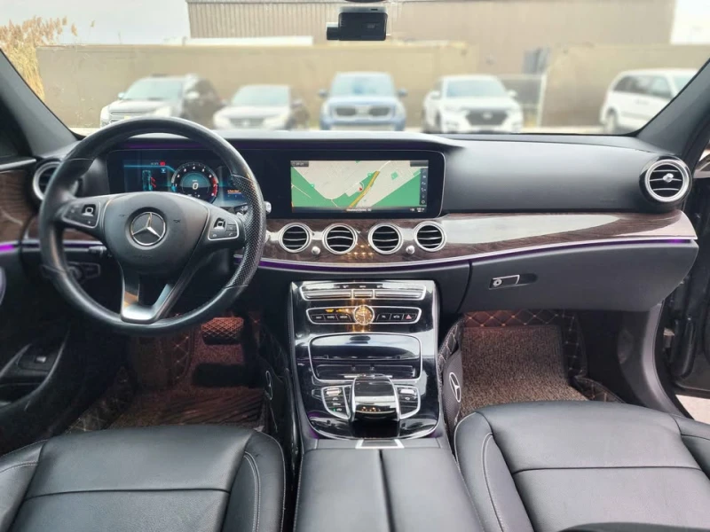 Mercedes-Benz E 400 4Matic, снимка 9 - Автомобили и джипове - 48361615