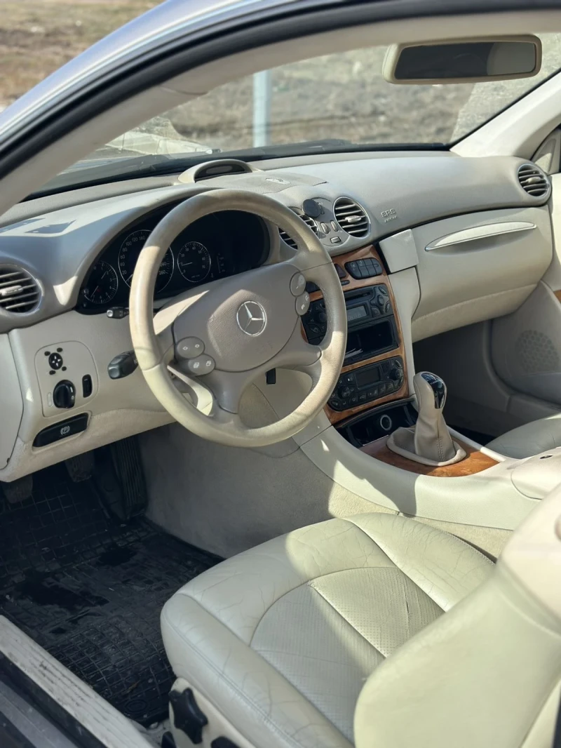 Mercedes-Benz CLK CLK 200 kompressor, снимка 9 - Автомобили и джипове - 48950013