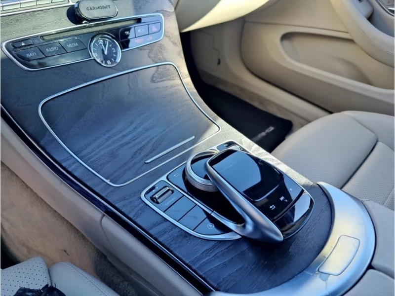 Mercedes-Benz C 300 * 4matic Coupe * CARFAX * ЦЕНА ДО БГ, снимка 8 - Автомобили и джипове - 52868308