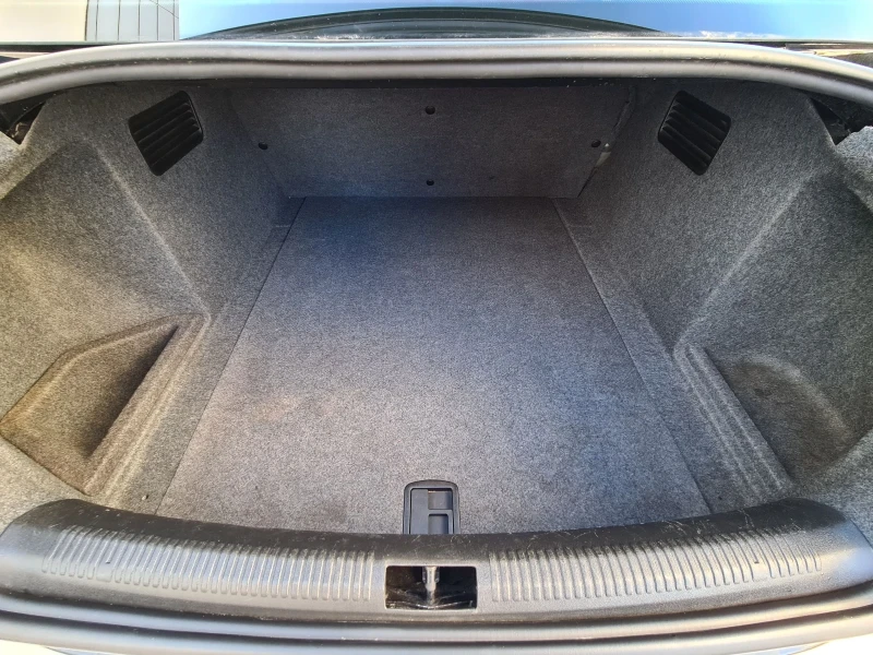 Audi A4 S4 2.0TFSI 200к.с НАВИГАЦИЯ 18 ЦОЛА 6 СКОРОСТИ , снимка 13 - Автомобили и джипове - 52960822