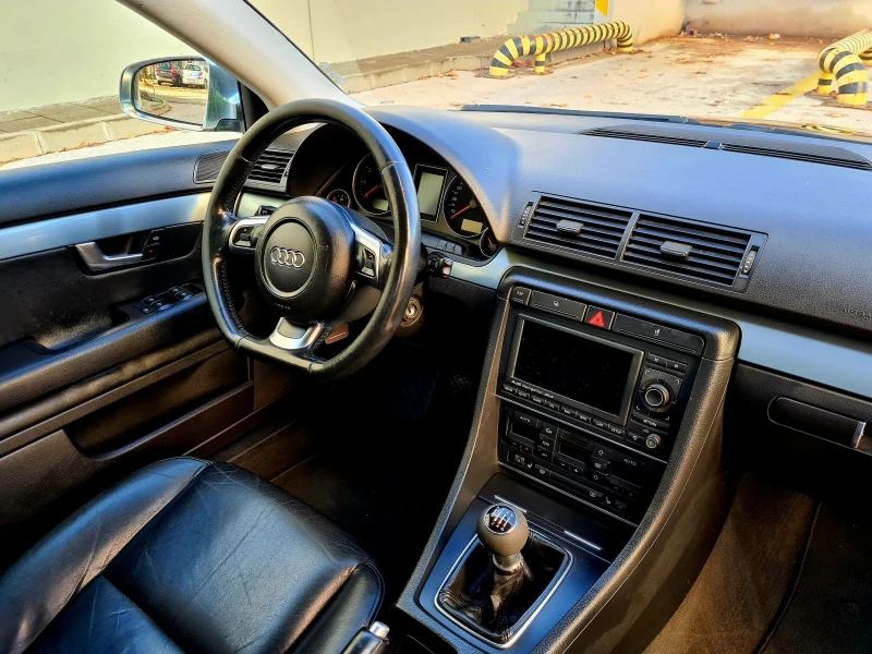 Audi A4 S4 2.0TFSI 200к.с НАВИГАЦИЯ 18 ЦОЛА 6 СКОРОСТИ , снимка 7 - Автомобили и джипове - 52960822