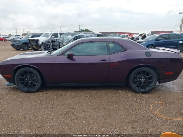 Dodge Challenger GT CARFAX АВТО КРЕДИТ  | Mobile.bg — изображение 8