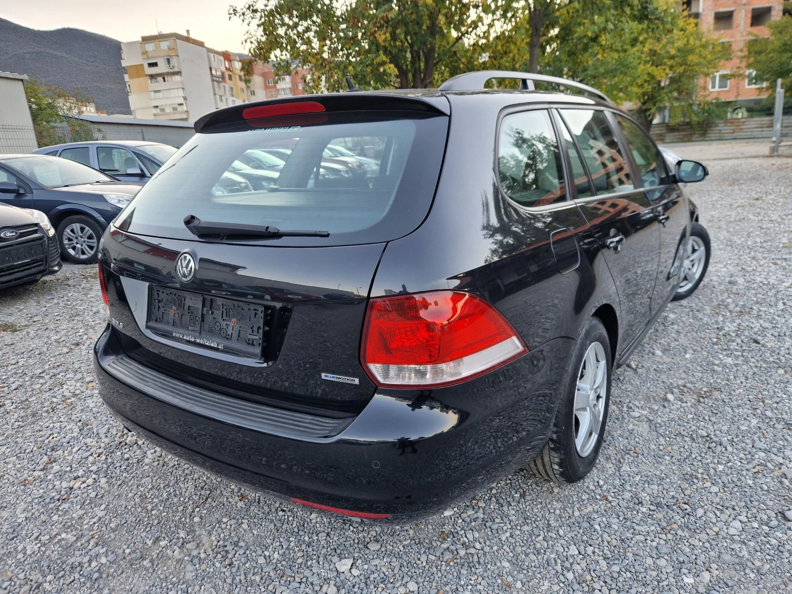 VW Golf 1.6Tdi - изображение 2