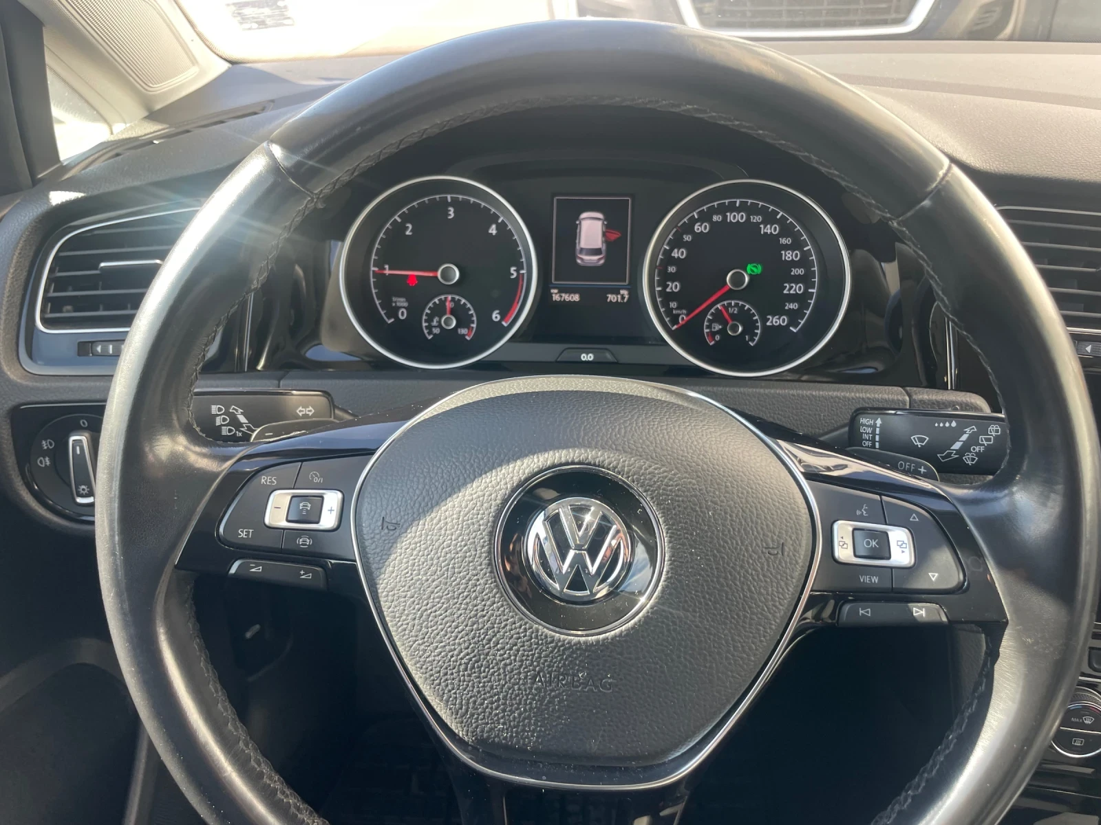 VW Golf 2.0TDI+ 150kc+ 7DSG+ Full Led+ Car Play+ Подгрев | Mobile.bg — изображение 11