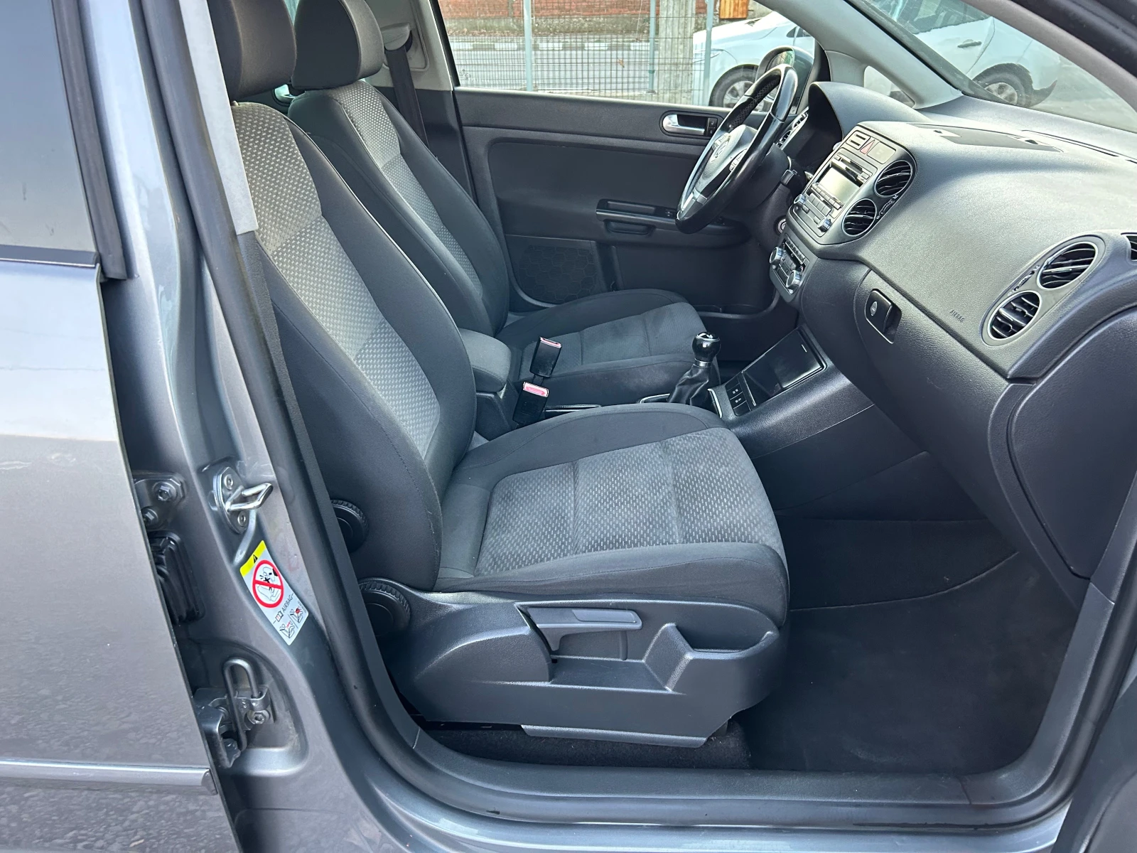 VW Golf Plus 1.6tdi High Line | Mobile.bg   14