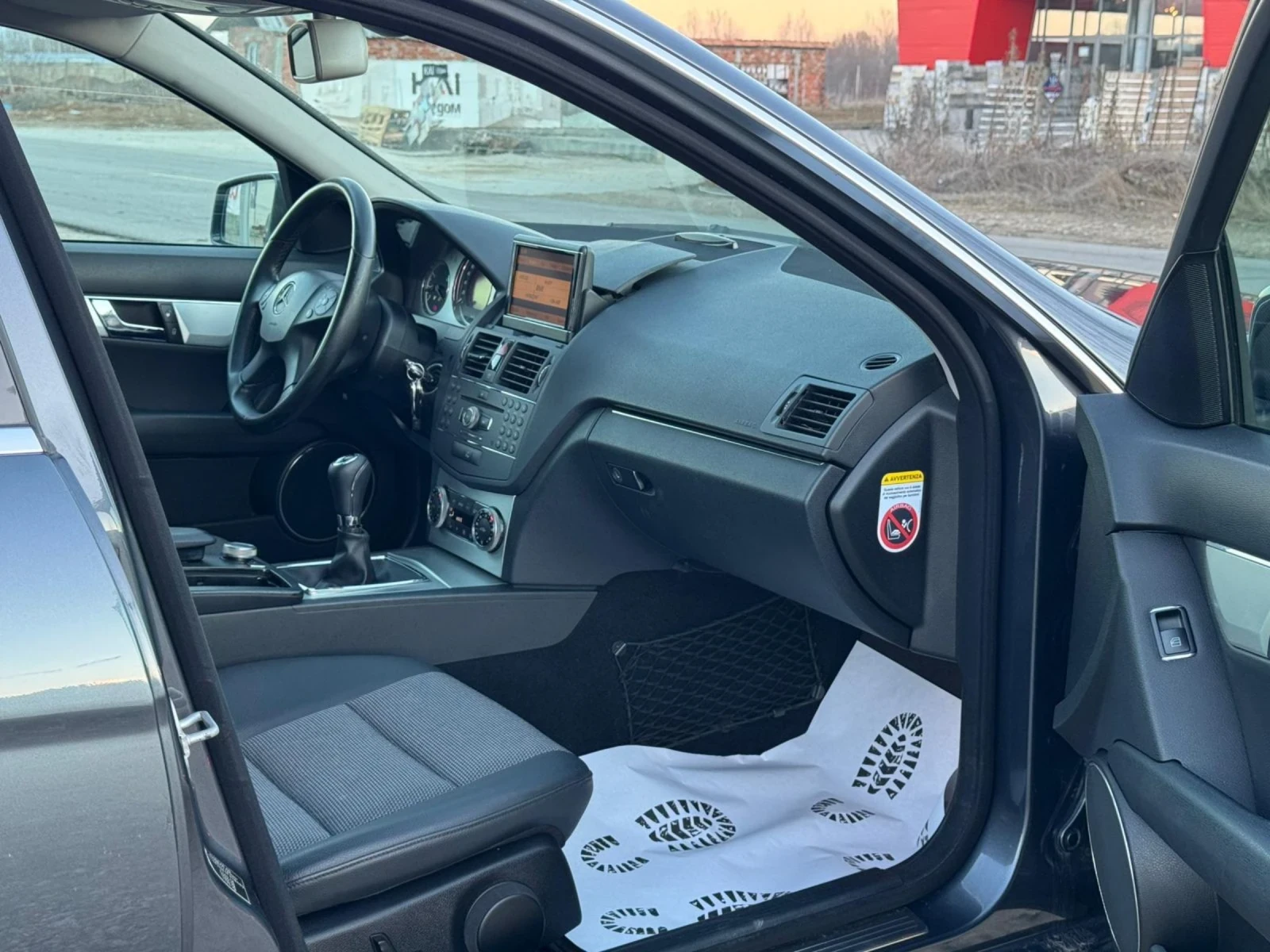 Mercedes-Benz C 220 2.2CDI 170к.с НАВИ.ЛИЗИНГ. | Mobile.bg — изображение 13