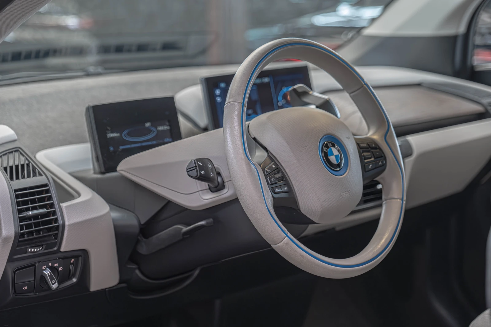 BMW i3 S/120ah/Adaptive LED/Подгрев/Exclusive/ - изображение 10