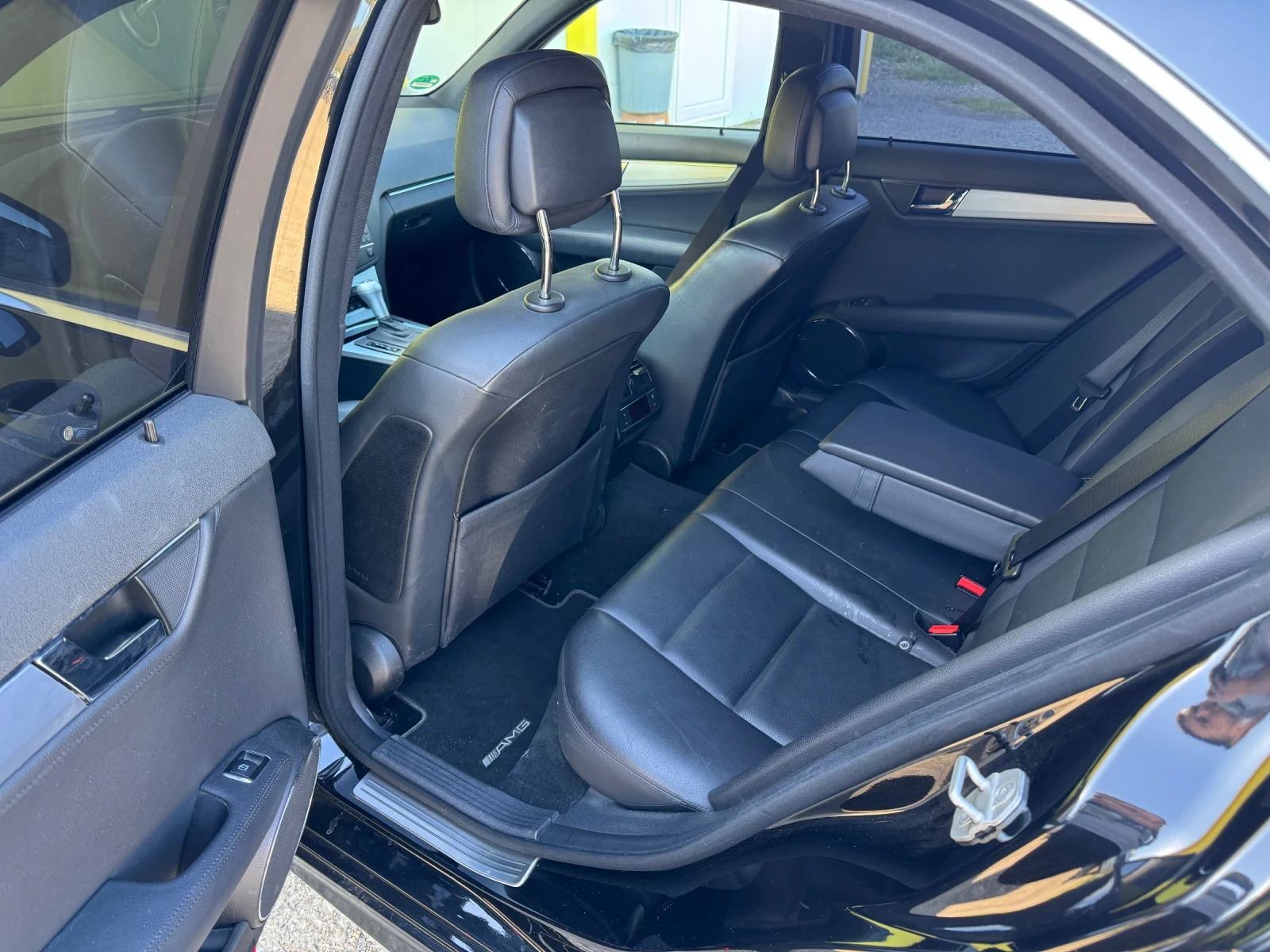 Mercedes-Benz C 350  - изображение 9