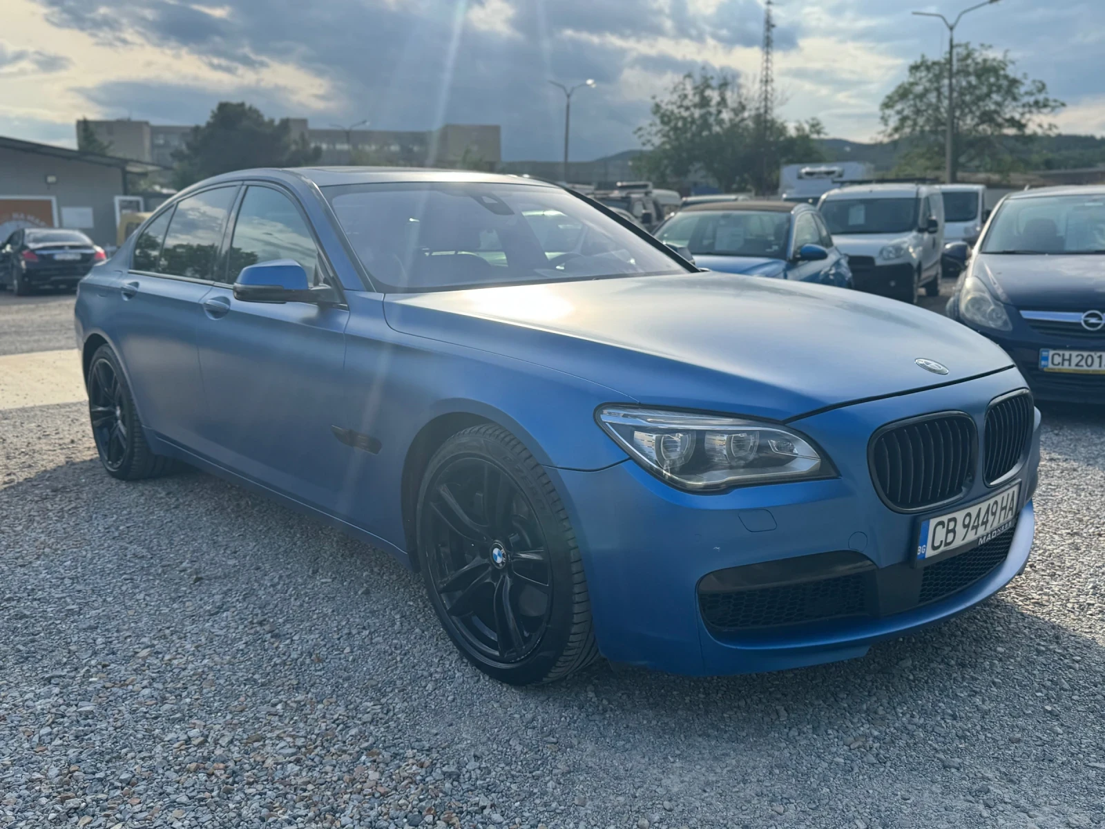 BMW 750 FULL MAX TOP - изображение 3