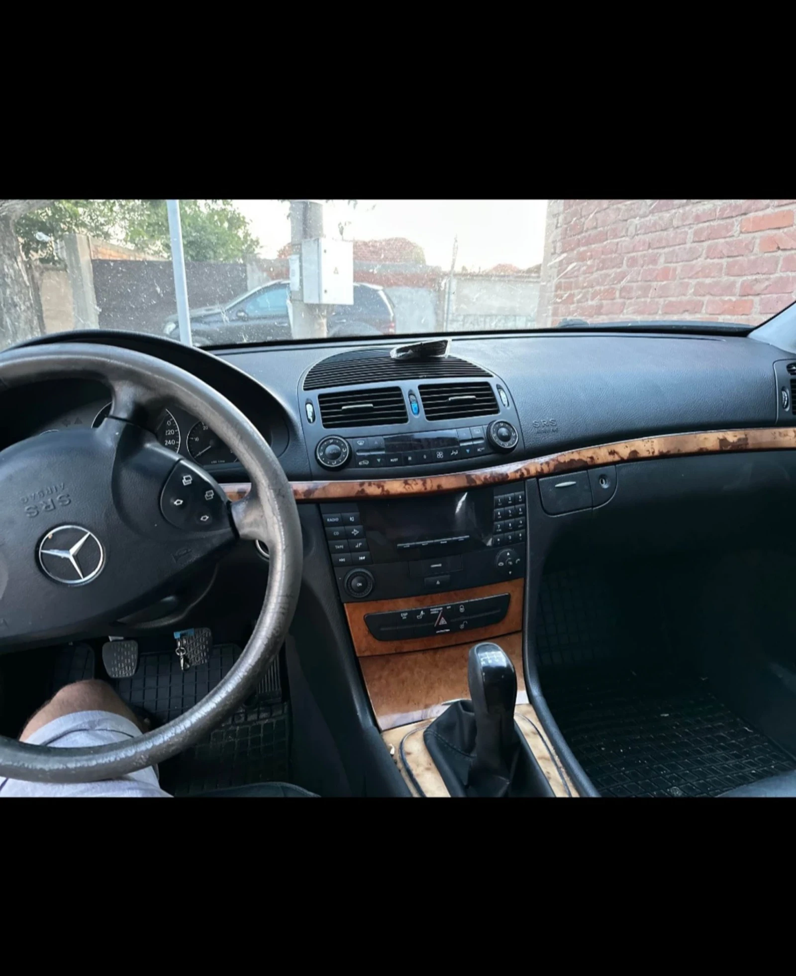 Mercedes-Benz E 270 2.7 CDI - изображение 9