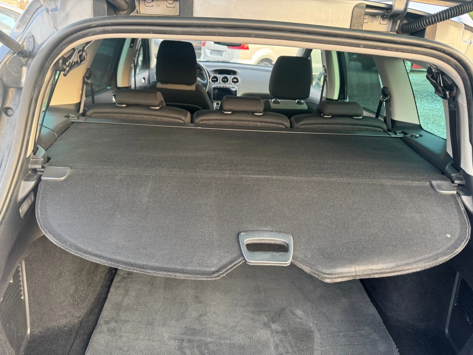 Peugeot 308 1.6HDI 7MESTEN NAVI PANORAMA KLIMATR 166000km | Mobile.bg   16