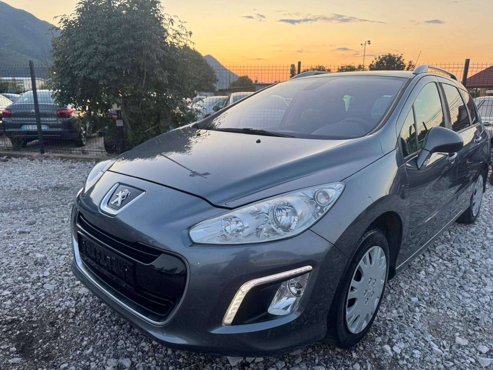 Peugeot 308 1.6HDI 7MESTEN NAVI PANORAMA KLIMATR 166000km | Mobile.bg   1