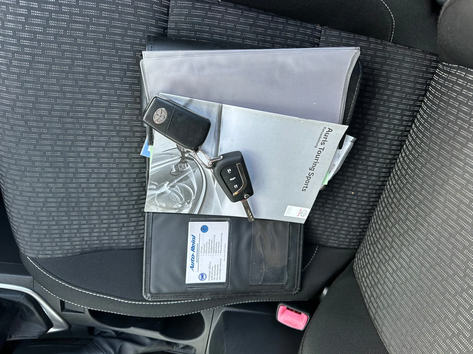 Toyota Auris 2.0 4 / | Mobile.bg   15