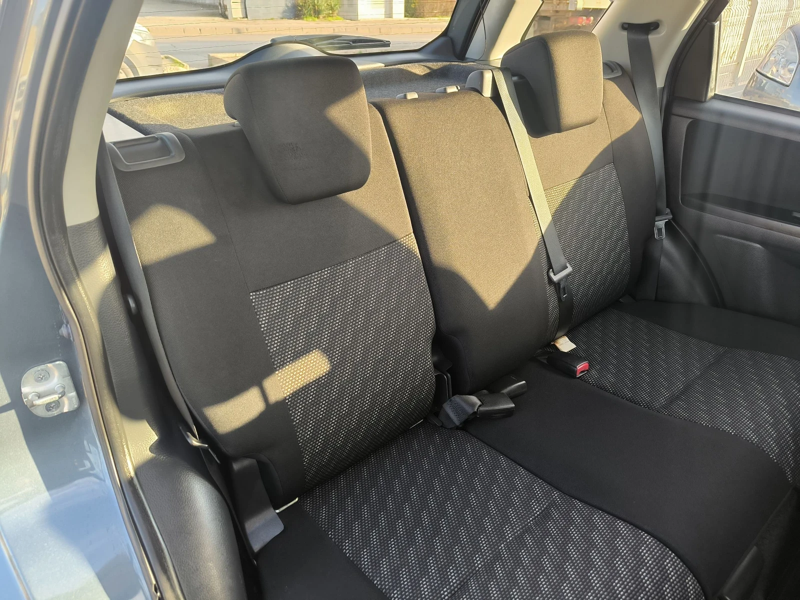 Suzuki SX4 1.6i - изображение 10