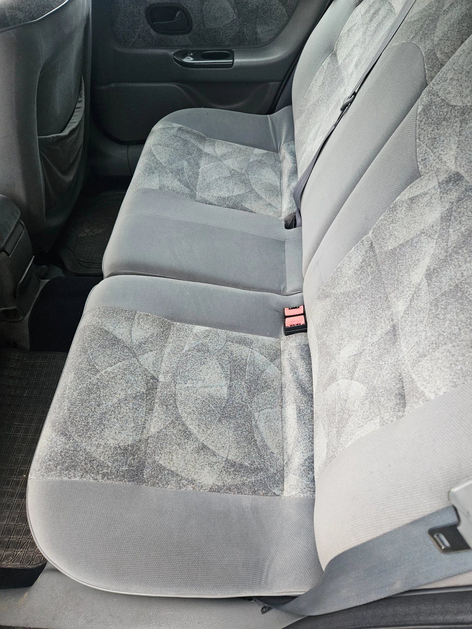 Renault Laguna 1.6 16v - изображение 6