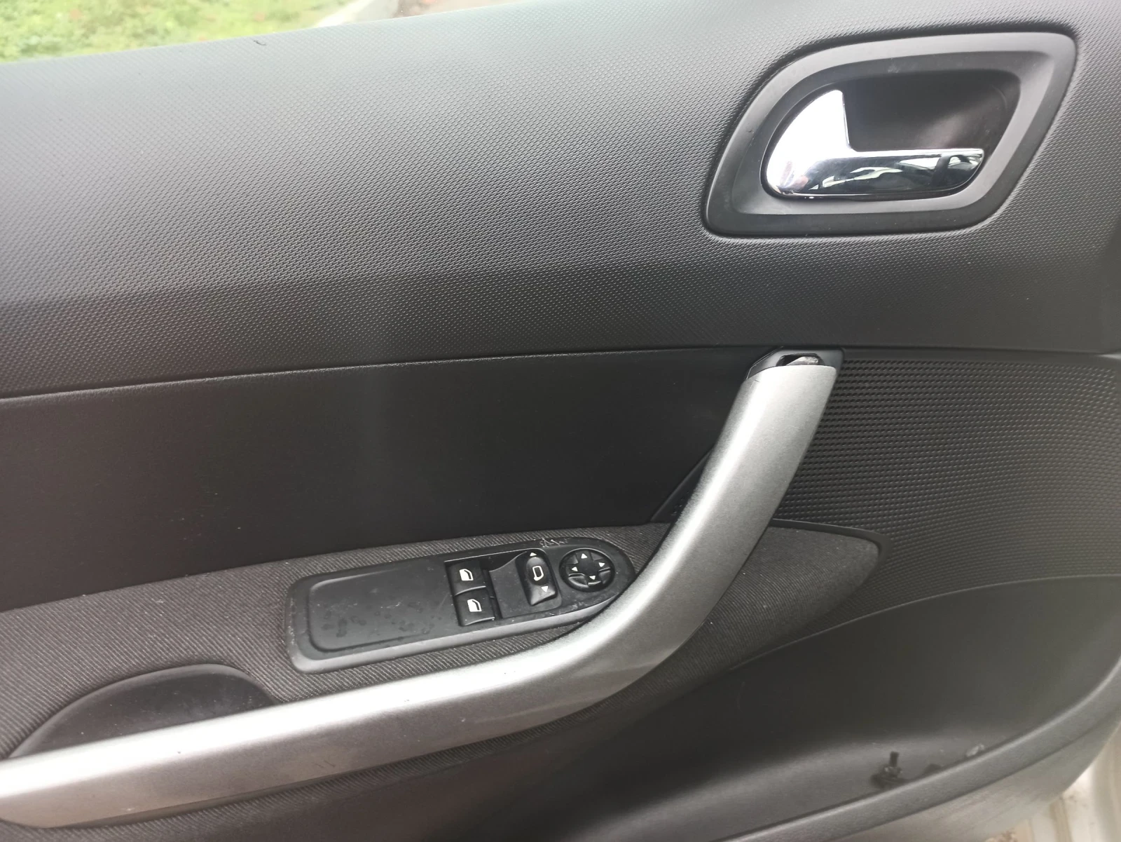 Peugeot 308 1.6 benz SW - изображение 8