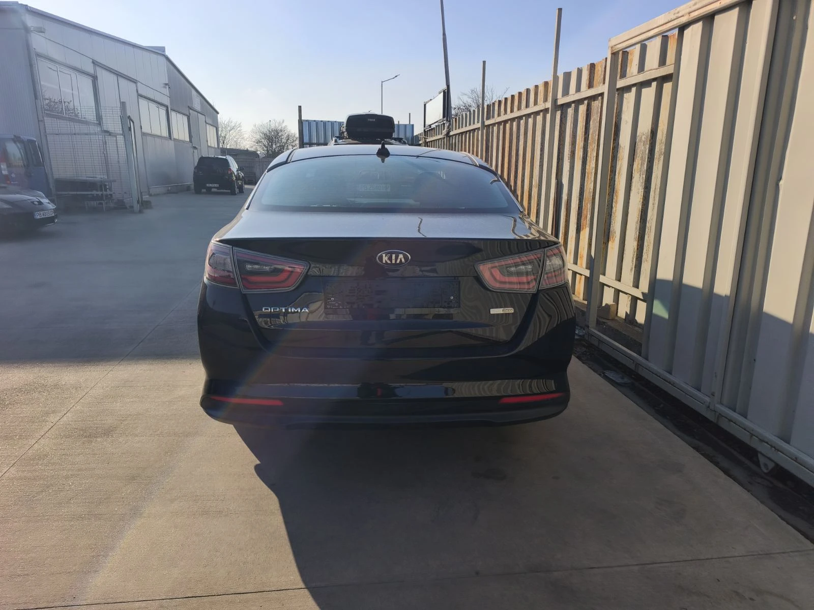 Kia Optima 2.4 HYBRID - изображение 3