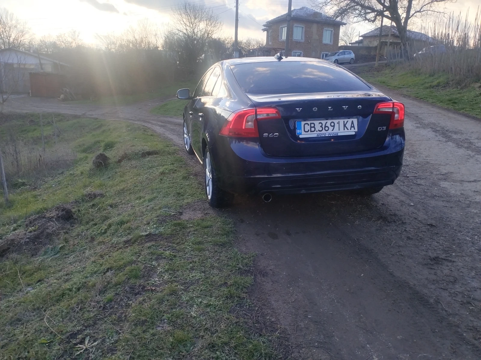 Volvo S60  - изображение 3